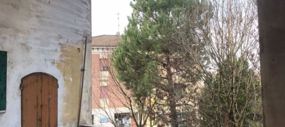 7 rooms Apartment in Bastiglia, Italy No. 213831 3