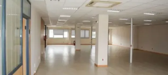 133m² Office in Chartered Community of Navarre, Spain No. 87332 46