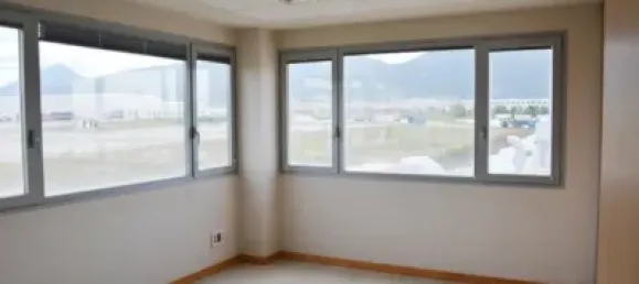 133m² Office in Chartered Community of Navarre, Spain No. 87332 48