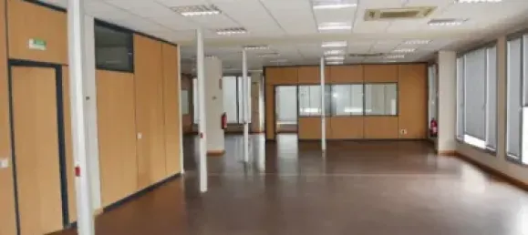 133m² Office in Chartered Community of Navarre, Spain No. 87332 21