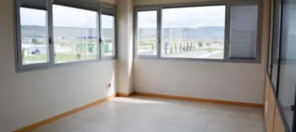 133m² Office in Chartered Community of Navarre, Spain No. 87332 22