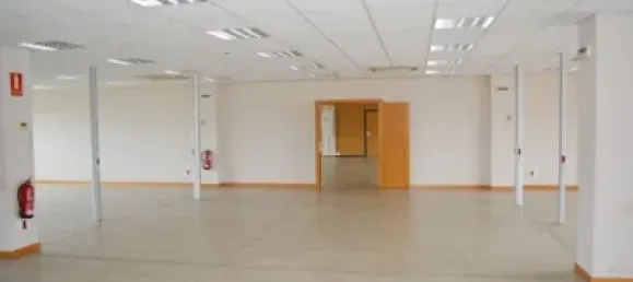 133m² Office in Chartered Community of Navarre, Spain No. 87332 39