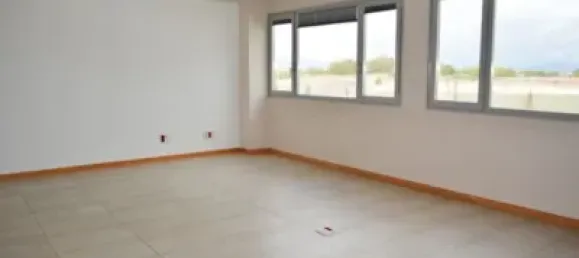 133m² Office in Chartered Community of Navarre, Spain No. 87332 28