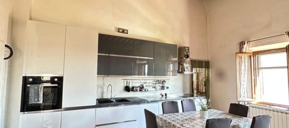 4 rooms Apartment in Monteroni d'Arbia, Italy No. 303463 3