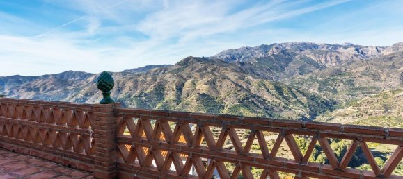 Villa de 4 dormitorios en Granada, Spain No. 150292 44