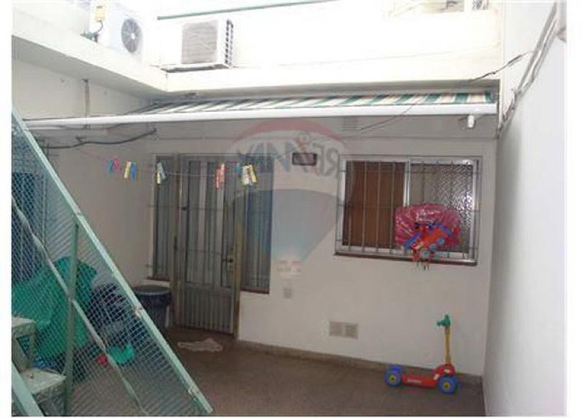 2 Schlafzimmer Haus in Avellaneda, Argentina, Nr. 103541