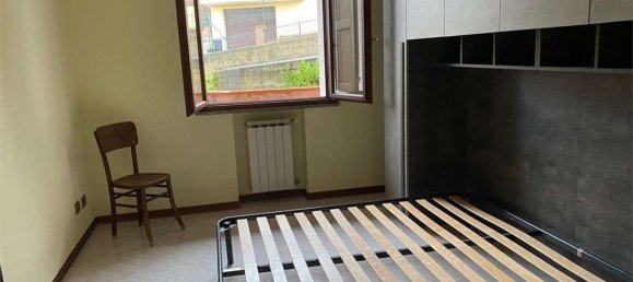 3 rooms Apartment in Roncoferraro, Italy No. 2408 4