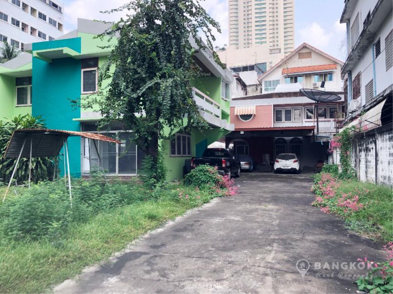 1.056m² Commercial property in Bangkok, Thailand No. 3679