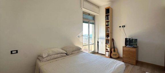 3 bedrooms Apartment in Genoa, Italy No. 371164 7