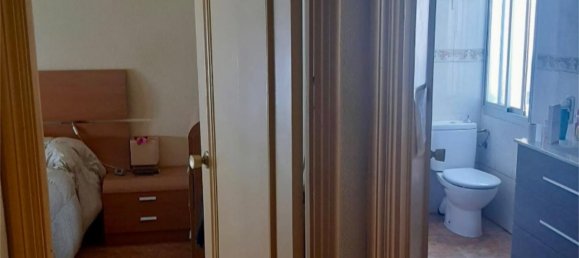 Apartamento de 3 dormitorios en Alicante, Spain No. 190034 7