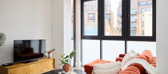 2 bedrooms Apartment in London, United Kingdom No. 6359 9