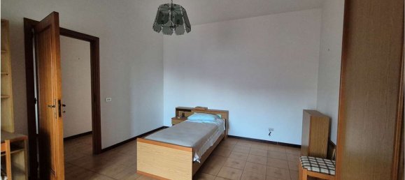 Apartamento de 12 dormitorios en Galatina, Italy No. 369806 2