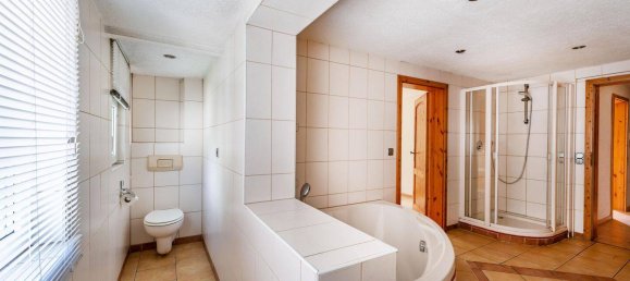 Таунхаус с 5 комнатами в Ротвайль, Германия № 263404 14