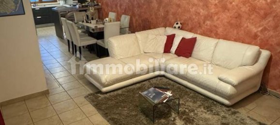 2 bedrooms House in Guidonia Montecelio, Italy No. 238729 8