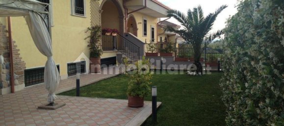 2 bedrooms House in Guidonia Montecelio, Italy No. 238729 2