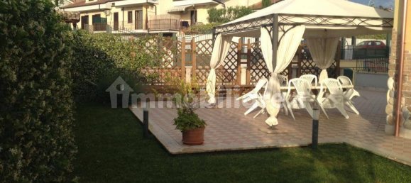 2 bedrooms House in Guidonia Montecelio, Italy No. 238729 3