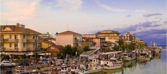 3 Schlafzimmer Haus in Ravenna, Italy, Nr. 99297 62