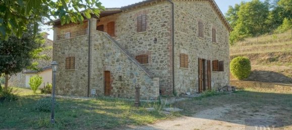 Villa de 6 dormitorios en Cortona, Italy No. 337260 11