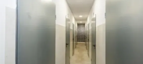 4 bedrooms Apartment in Granada, Spain No. 105640 28