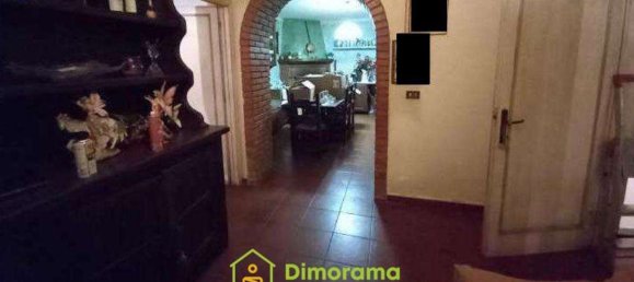 5 bedrooms Apartment in Cantagallo, Italy No. 323726 8