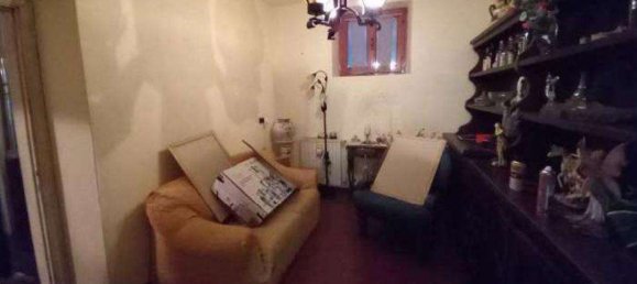 5 bedrooms Apartment in Cantagallo, Italy No. 323726 6