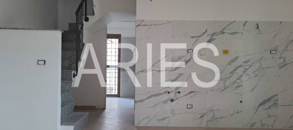 3 Schlafzimmer Wohnung in Rome, Italy, Nr. 177316 8