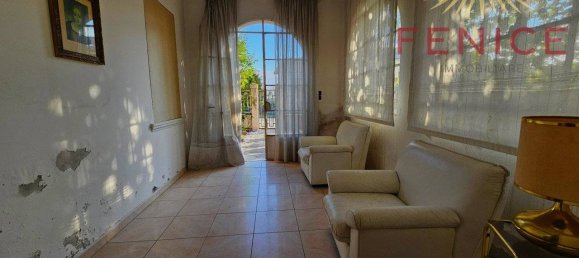 Villa de 5 dormitorios en Cornuda, Italy No. 320599 30