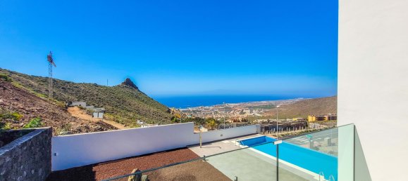 4 bedrooms Villa in Adeje, Spain No. 92730 20