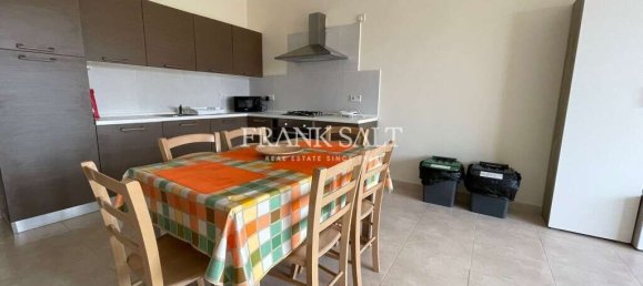 Apartamento de 3 dormitorios en Xaghra, Malta No. 6161 2