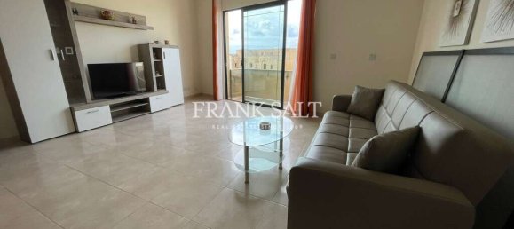 Apartamento de 3 dormitorios en Xaghra, Malta No. 6161 3