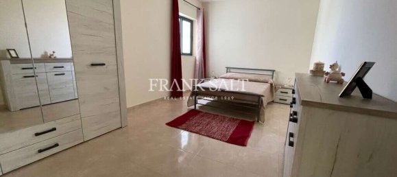Apartamento de 3 dormitorios en Xaghra, Malta No. 6161 4