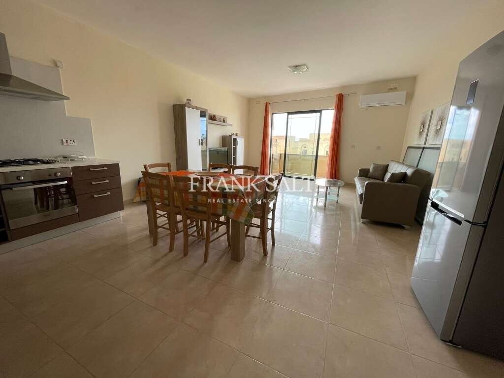 Apartamento de 3 dormitorios en Xaghra, Malta No. 6161