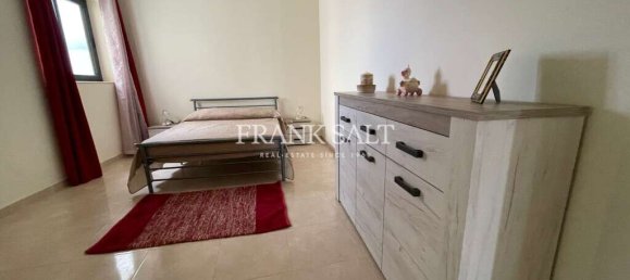 Apartamento de 3 dormitorios en Xaghra, Malta No. 6161 6