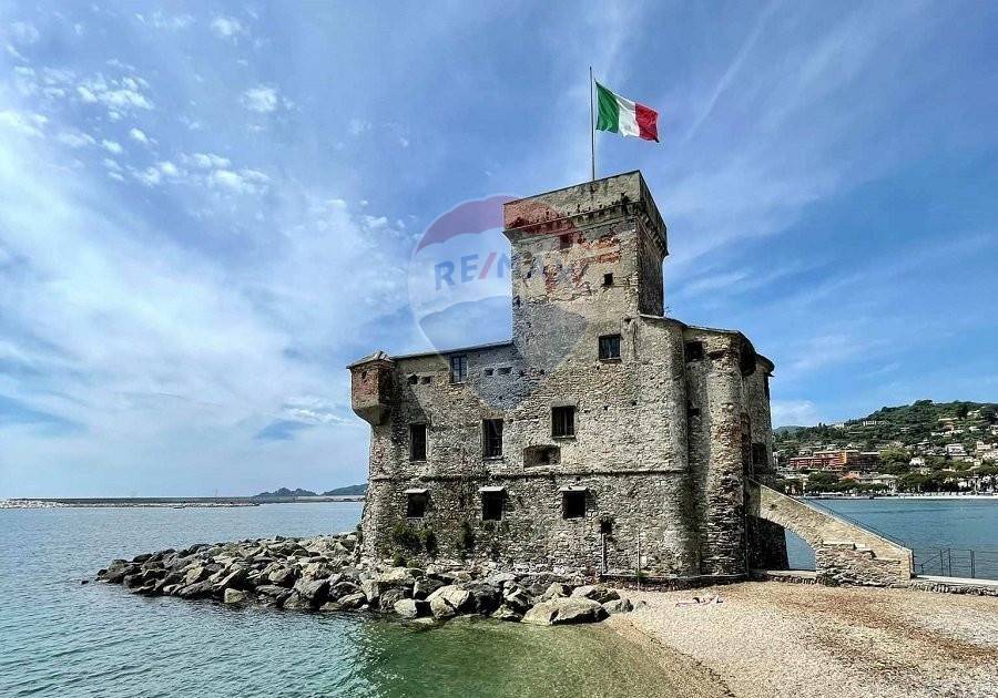 2 Schlafzimmer Wohnung in Rapallo, Italy, Nr. 88670