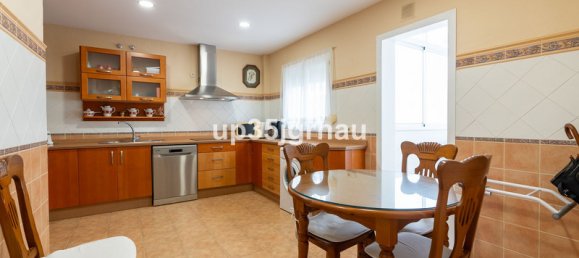 3 Schlafzimmer Wohnung in Estepona, Spain, Nr. 20306 18