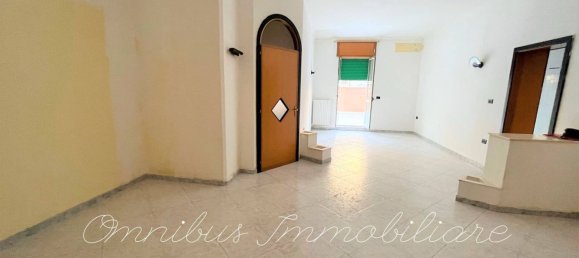 3-salle Appartement à Foggia, Italy No. 175962 9
