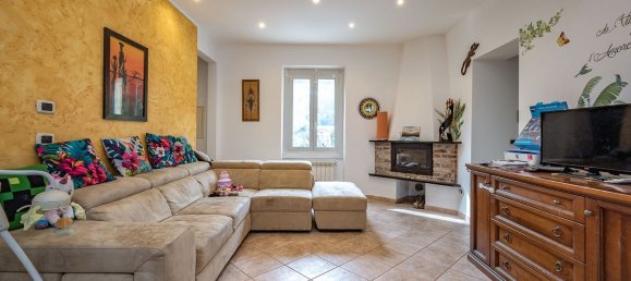 12-salle Maison à Genoa, Italy No. 284252 11