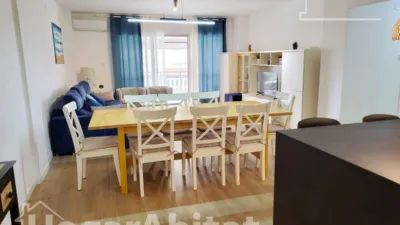 4 bedrooms Apartment in Valencia, Spain No. 135046