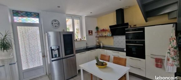 3 bedrooms House in Miramont-de-Guyenne, France No. 314053 2