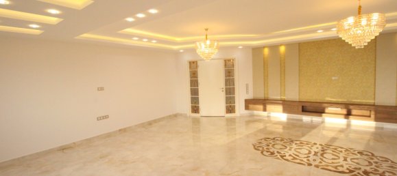 Apartment 4+1 in Mersin, Turkey No. 253 22