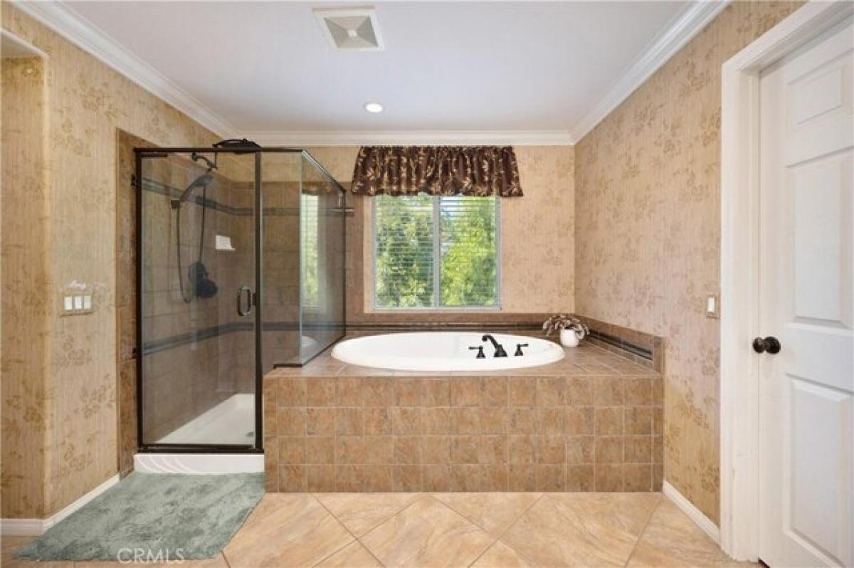 Casa de 4 dormitorios en Corona, USA No. 281387