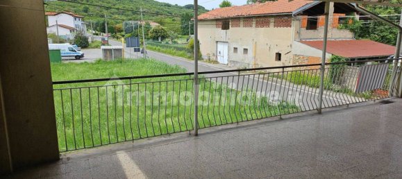 3 bedrooms House in Cossano Canavese, Italy No. 288732 4