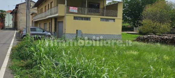 3 bedrooms House in Cossano Canavese, Italy No. 288732 2