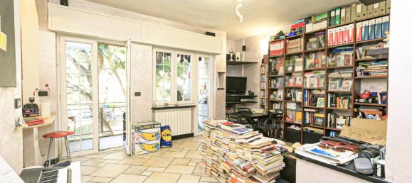 Квартира с 1 спальней в Генуя, Италия № 98525 4