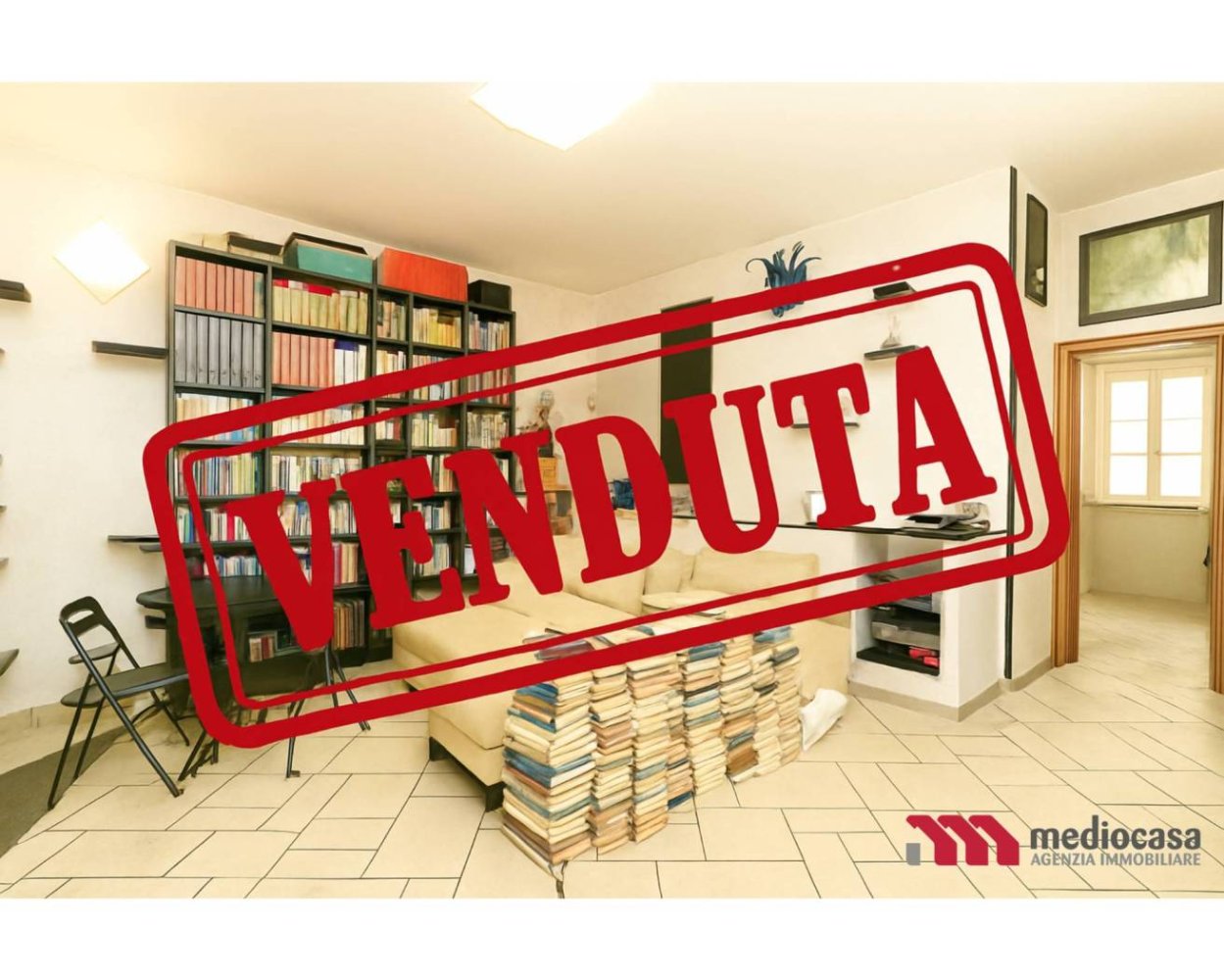 Квартира с 1 спальней в Генуя, Италия № 98525