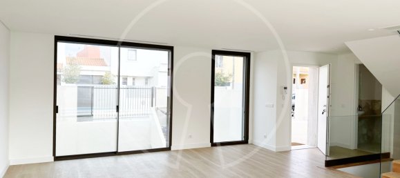 3 bedrooms House in Cascais, Portugal No. 171526 6