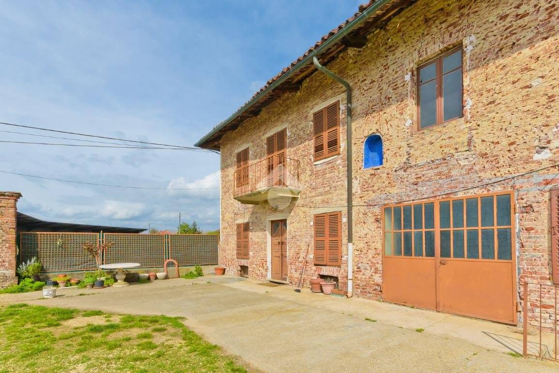 1 bedroom House in Moriondo Torinese, Italy No. 162137