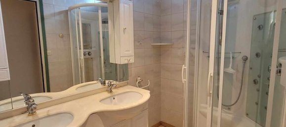 6 bedrooms House in Hondschoote, France No. 272568 7