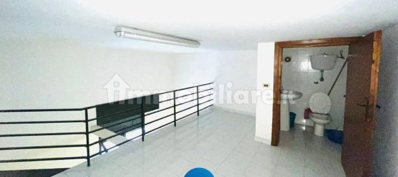 1غرفة عقار تجاري في Casoria, Italy رقم 9792 4