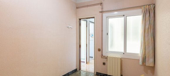 3 bedrooms Apartment in Badalona, Spain No. 133975 9